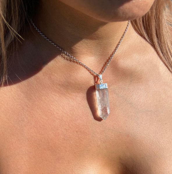 Natural Quartz Gemstone Crystal Pendant Necklace